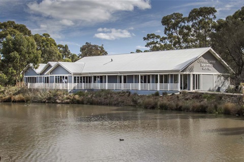 Eynesbury Discovery Centre 01.jpg