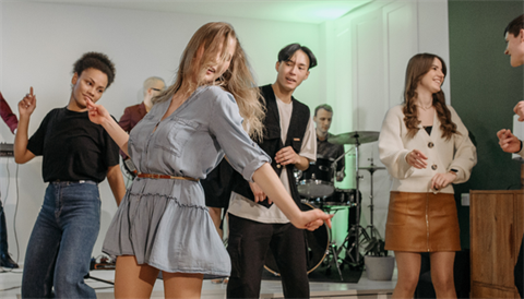 Group of teens dancing